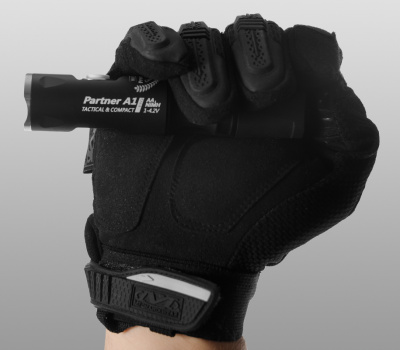 Тактический фонарь Armytek Partner A1 Pro (тёплый свет)