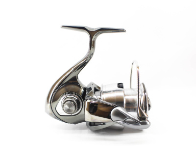 Катушка Daiwa 23 Exist PC LT 4000