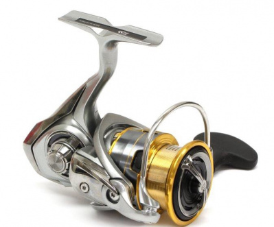 Катушка Daiwa 18 FREAMS LT 3000