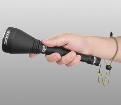 Поисковый фонарь Armytek Barracuda