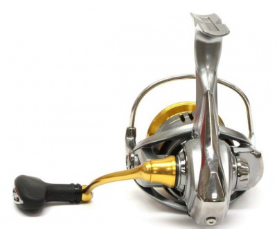 Катушка Daiwa 18 FREAMS LT 3000